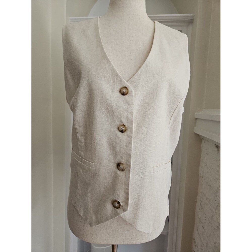 Tahari -L- Cream Linen Blend Button Front Vest - Never Worn